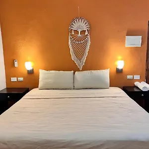  Homestay Tumben Kuxtal